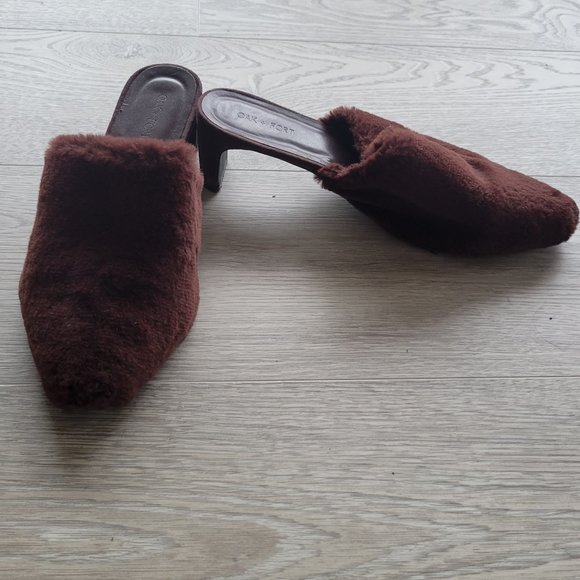 Oak and fort heels - Picture 1 of 2